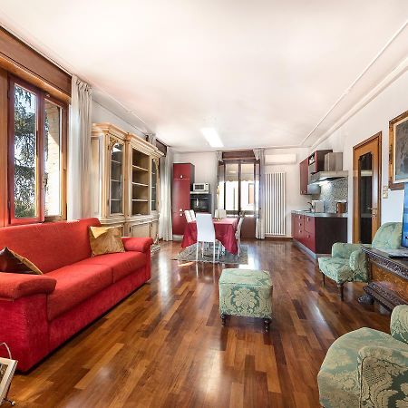 Residenza Le Dimore Centro Verona Luaran gambar