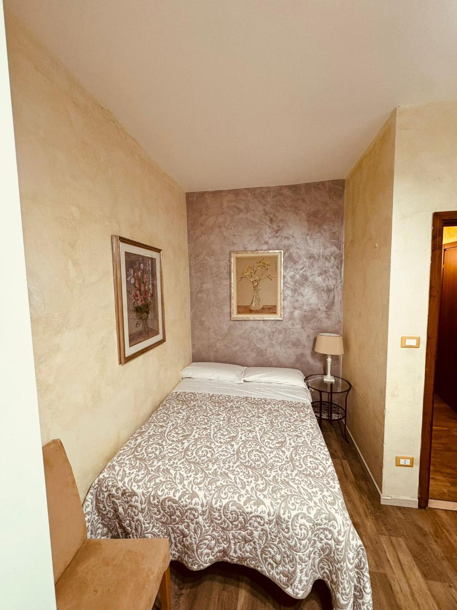 Residenza Le Dimore Centro Verona Luaran gambar